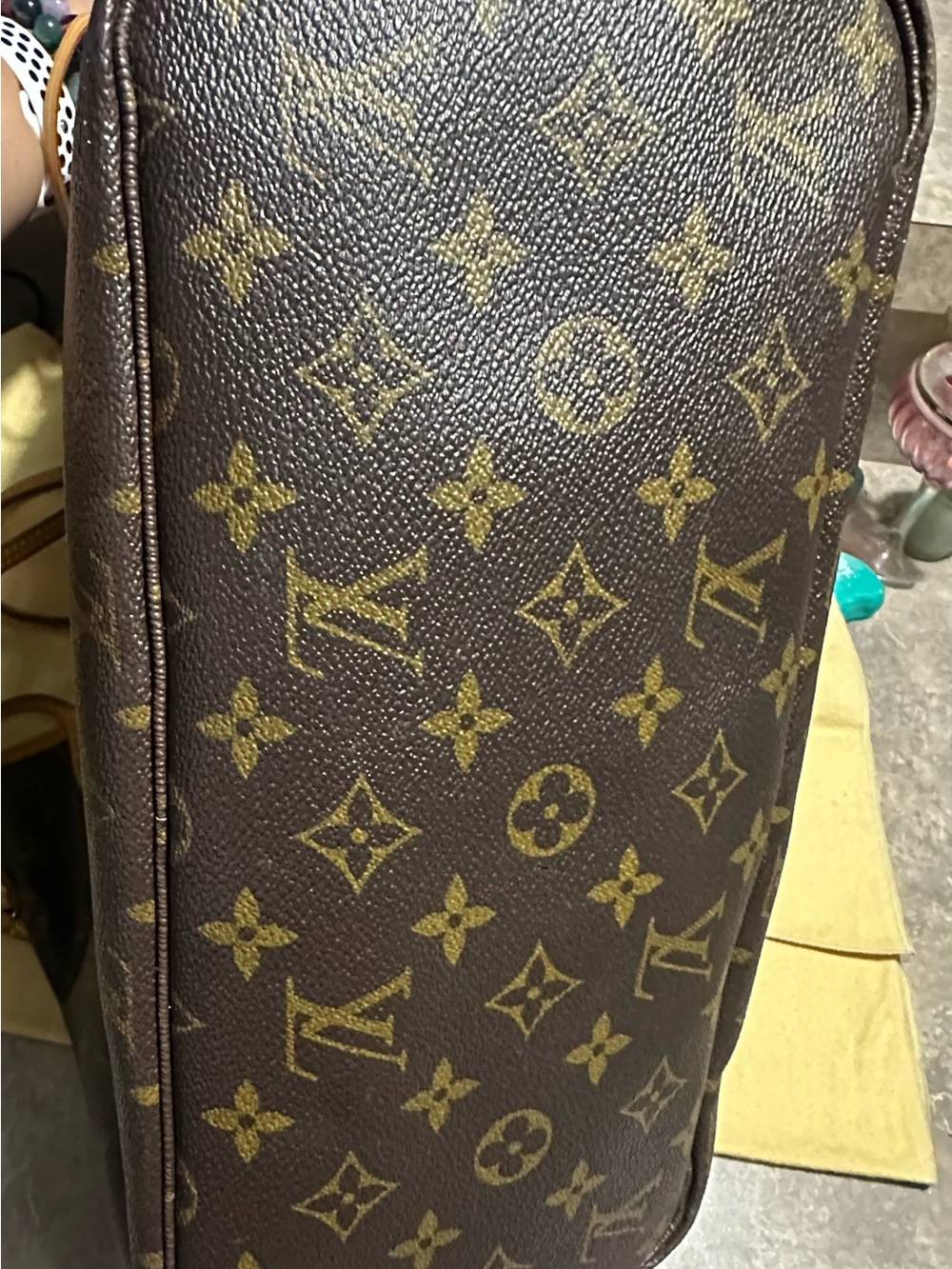 Louis Vuitton Brown Monogram Tote with Tan Trim - Picture 7 of 7
